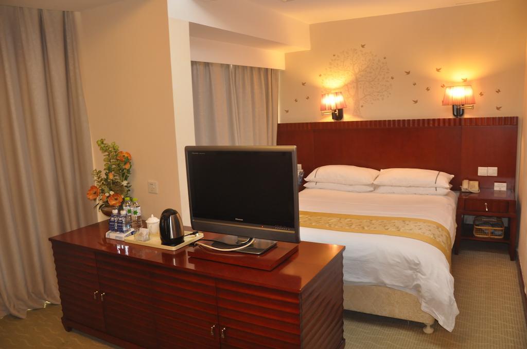 Starway Hotel Silver Zhuhai Cameră foto