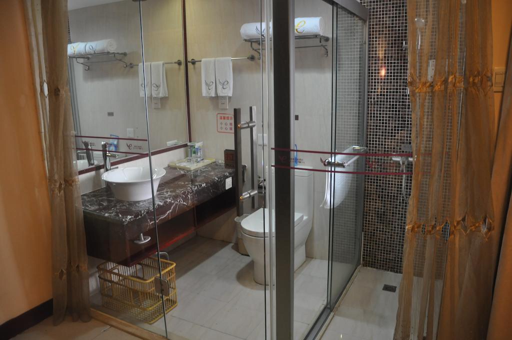 Starway Hotel Silver Zhuhai Cameră foto