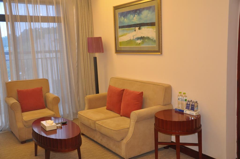 Starway Hotel Silver Zhuhai Cameră foto